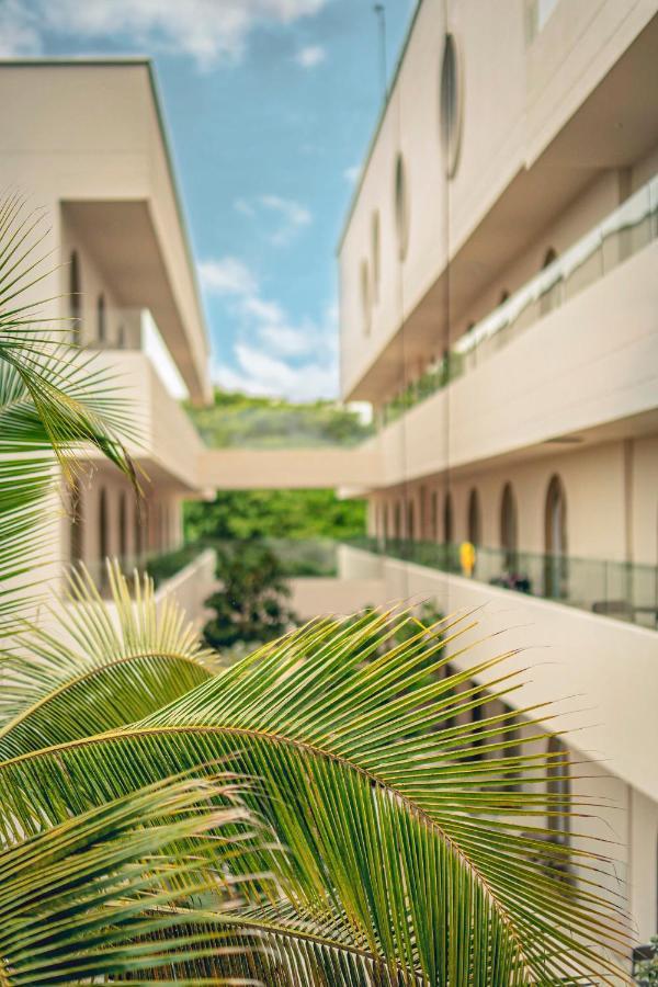 Loa Tolu By Bernalo Hotels Exterior photo